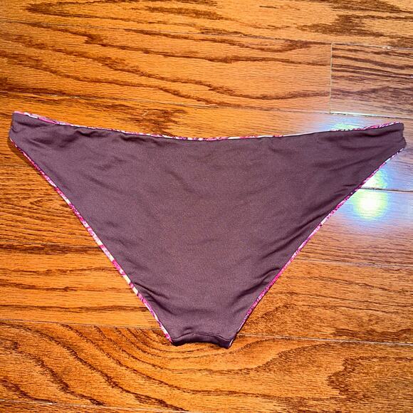 Maaji Flowery Knots Split Tab Side Hipster Bikini Bottom Size Medium - Picture 11 of 13